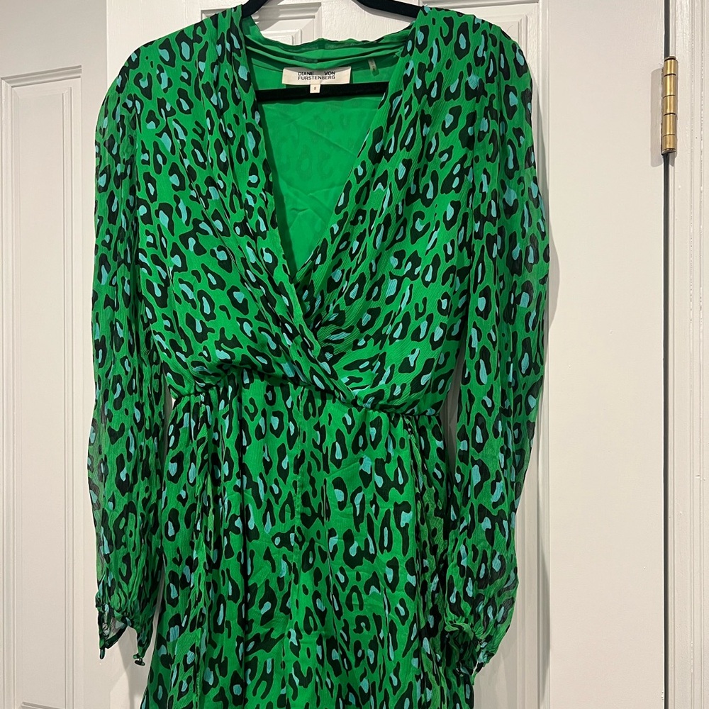 Diane Von Furstenberg Green and Black Cheetah Leopard romper